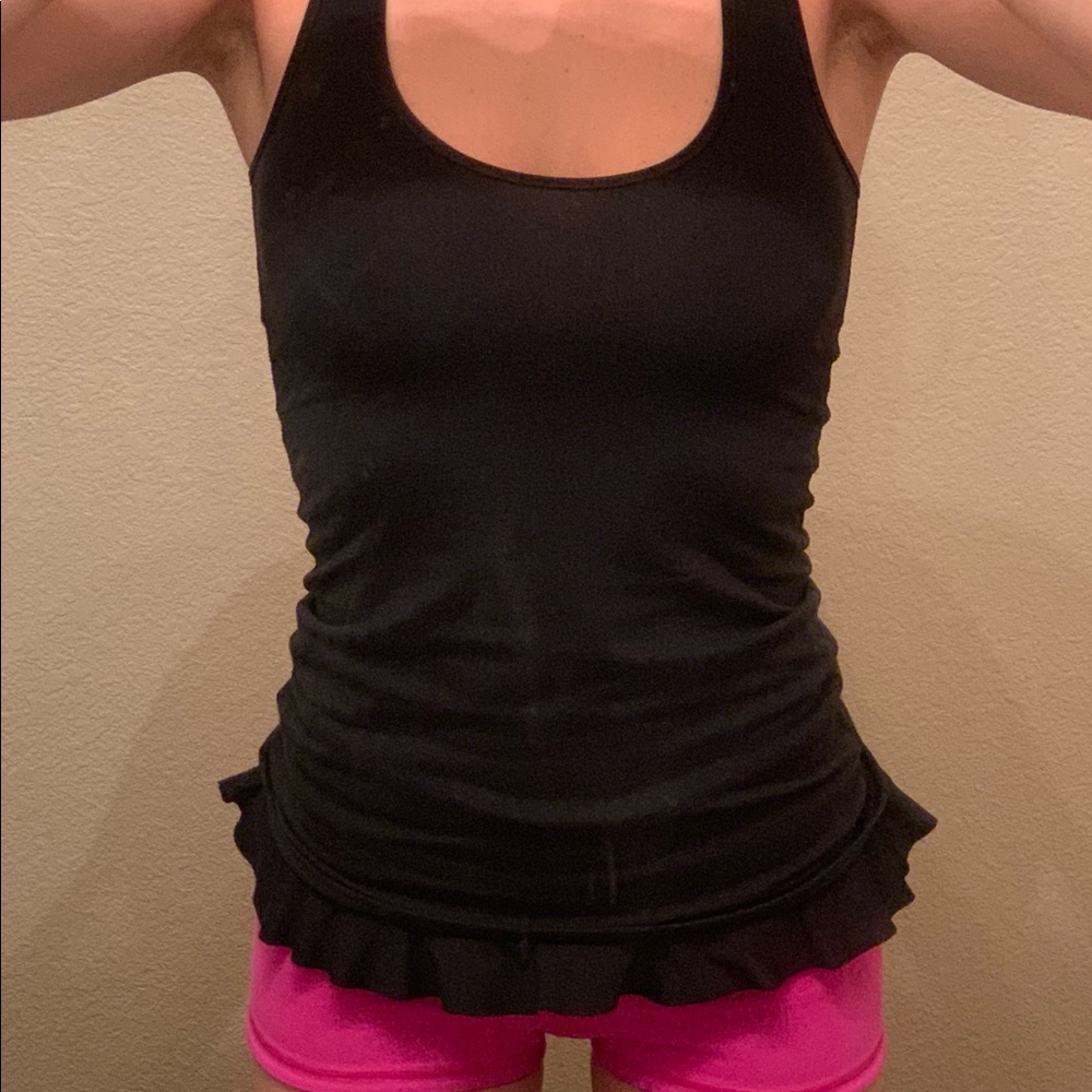 Lululemon Size 4 ruffled tank top